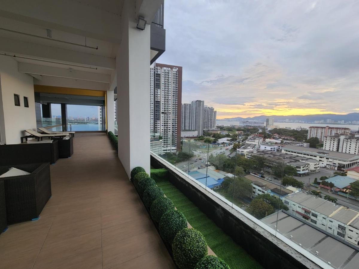 Praicon Tower - Premium Suite Butterworth Extérieur photo