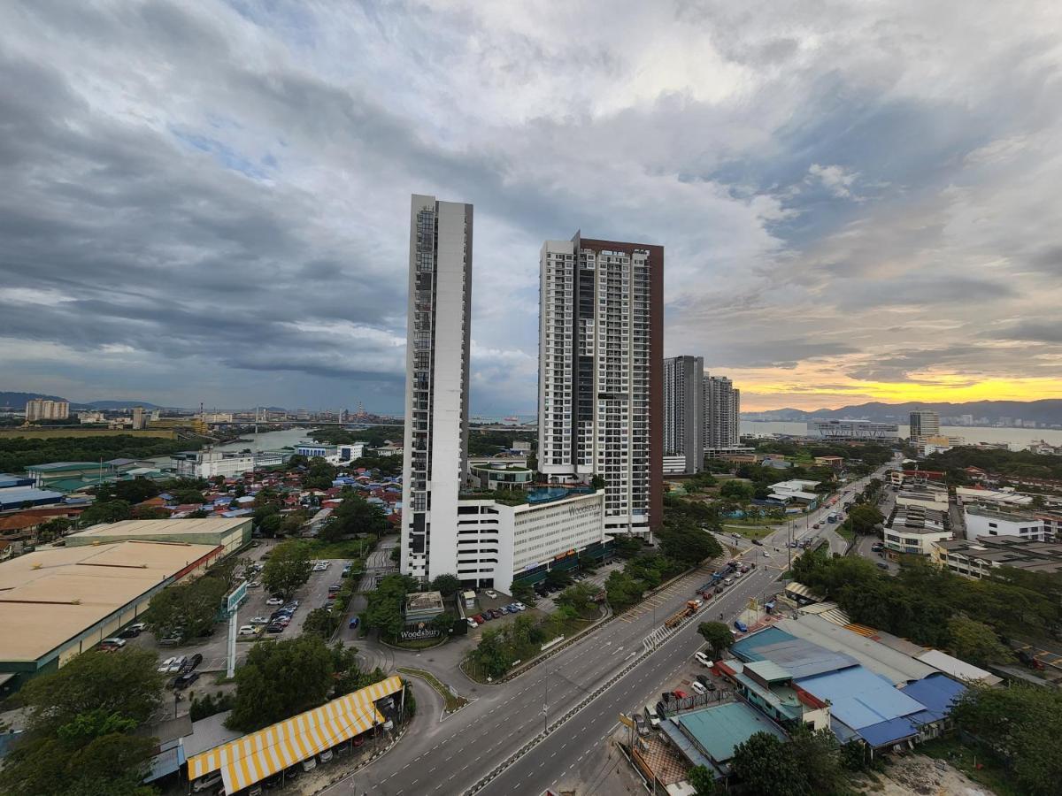 Praicon Tower - Premium Suite Butterworth Extérieur photo