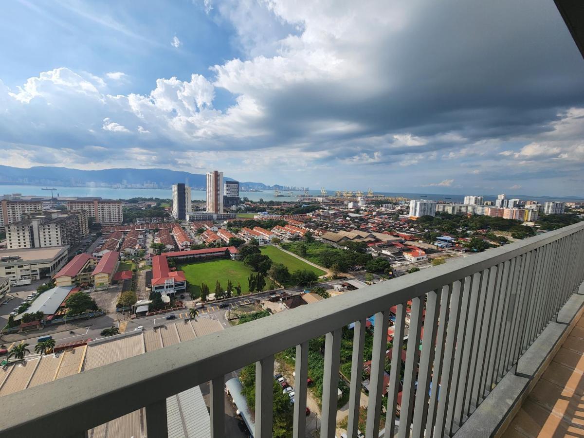 Praicon Tower - Premium Suite Butterworth Extérieur photo